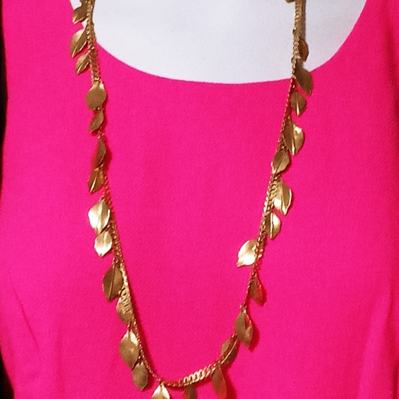 Trifari TM necklace - Picture 8 of 8